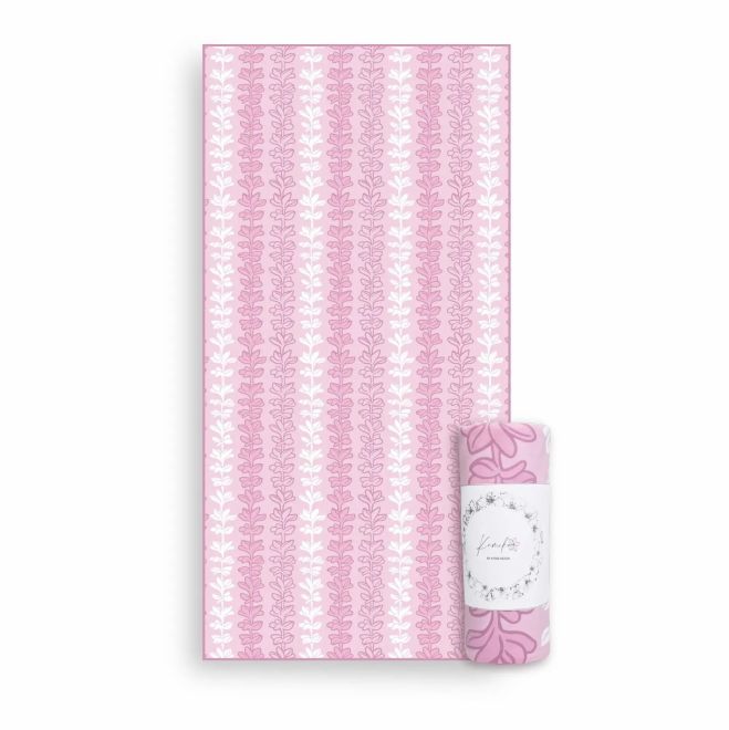 What type of towel is best for the beach?