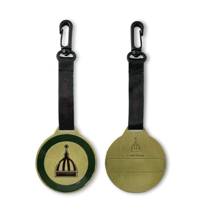 What are the benefits of using a travel bag tag?